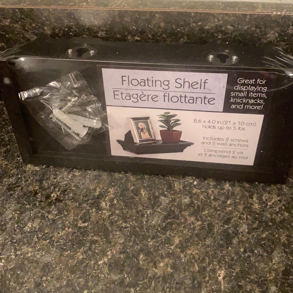 Floating shelf